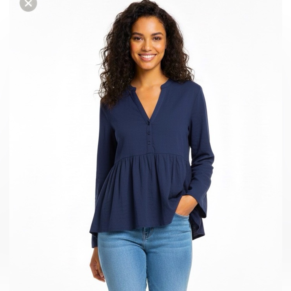 NWT BELLE ZEKE Women’s Flowy Navy Blue Button up Top